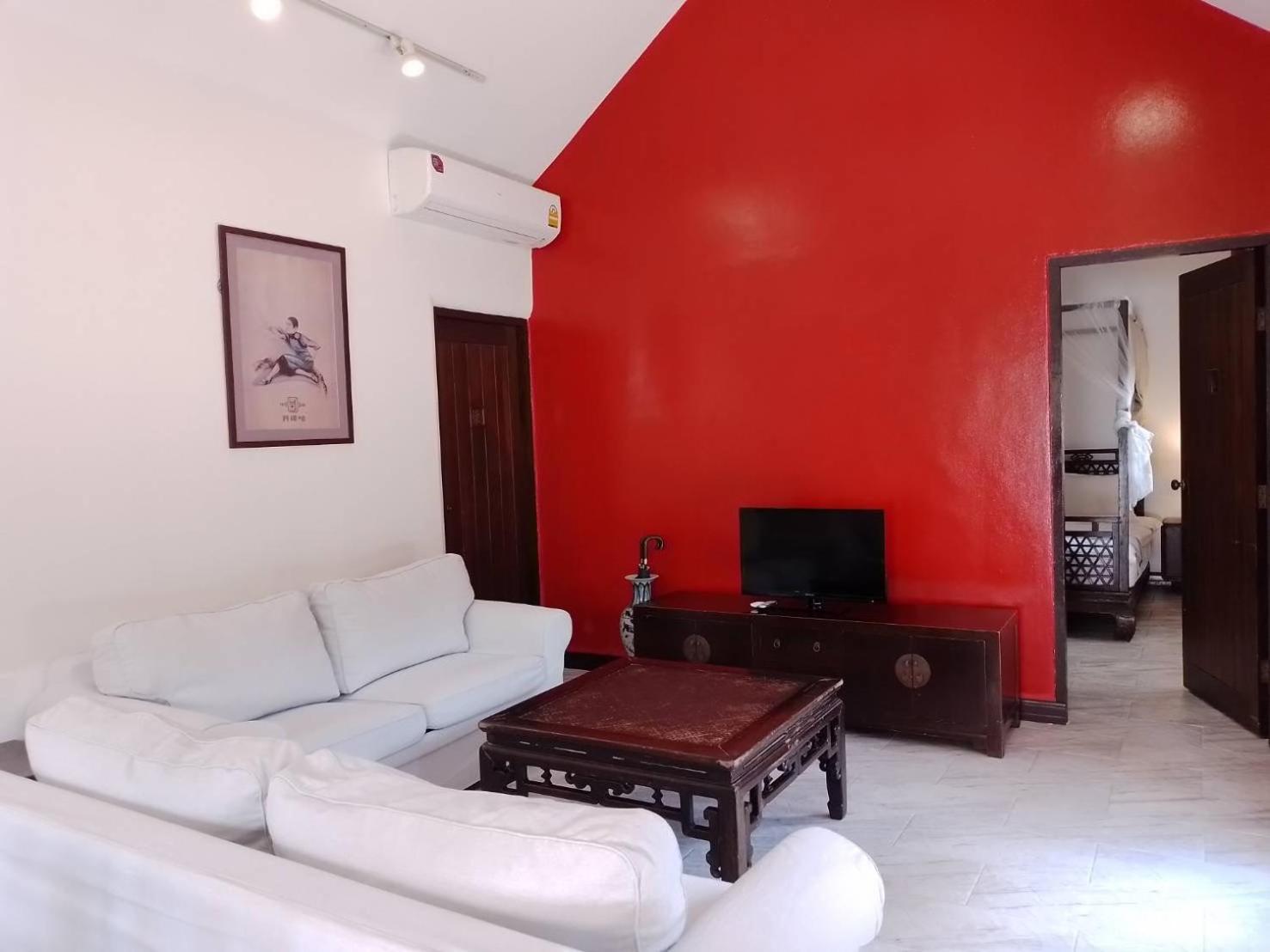 BTC Boutique Resort: Private Pool Villas in Hua Hin Exterior photo